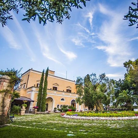מלון מנדוריה Relais Reggia Domizia מראה חיצוני תמונה