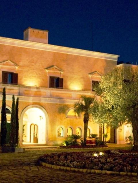 מלון מנדוריה Relais Reggia Domizia מראה חיצוני תמונה