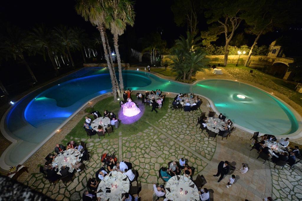 מלון מנדוריה Relais Reggia Domizia מראה חיצוני תמונה